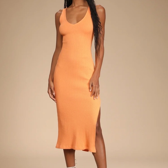 Lulu’s Ribbed Dress - Picture 2 of 4